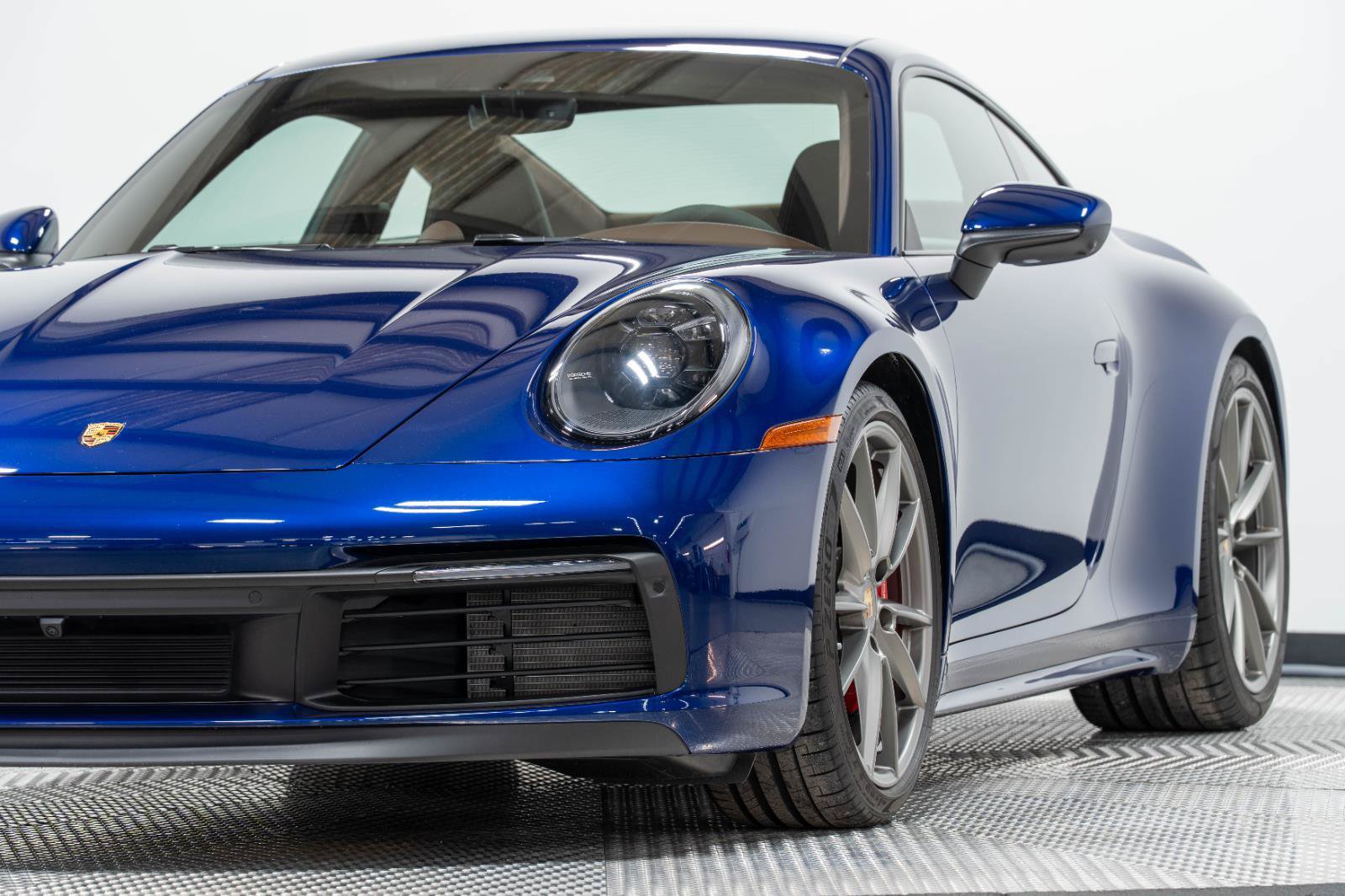 Used 2024 Porsche 911 Carrera 4S AWD/4WD image 8