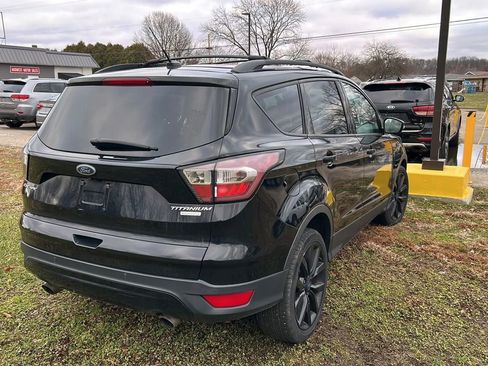 Used 2017 Ford Escape Titanium w/ Canadian Touring Package image 7