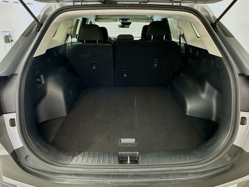 Used 2025 Kia Sportage LX image 29