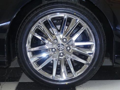 Used 2021 Toyota Camry SE AWD/4WD image 28