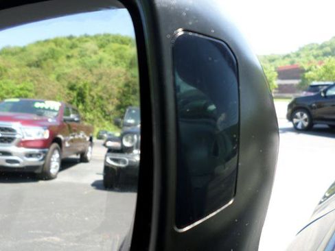 Used 2017 Subaru Impreza 2.0i Premium image 22