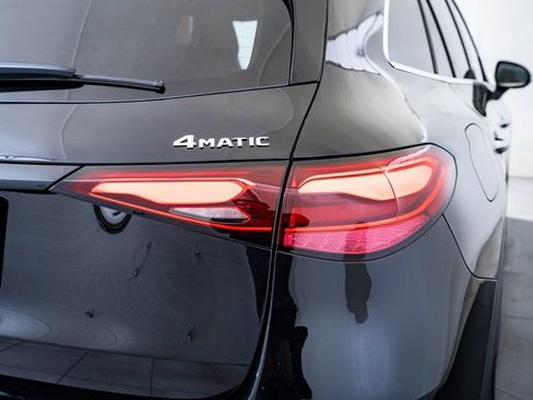 Certified 2026 Mercedes-Benz GLC 300 4MATIC image 9