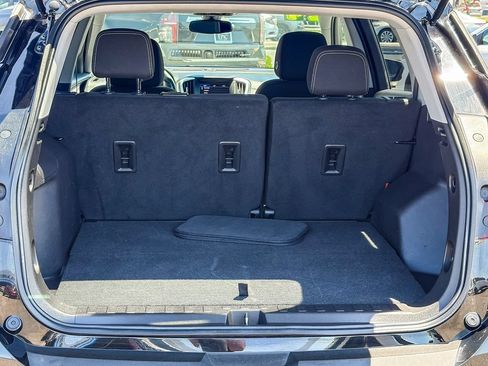 Used 2024 GMC Terrain SLE FWD image 54