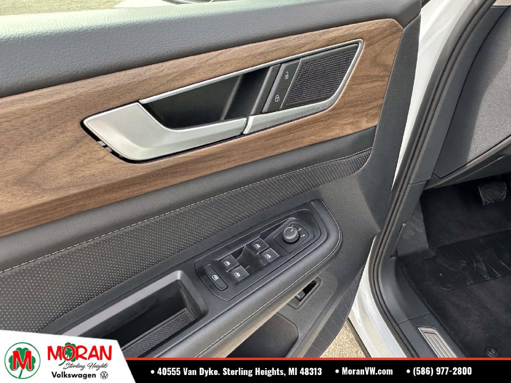 Certified 2026 Volkswagen Atlas SE w/ Panoramic Sunroof Package AWD/4WD image 18
