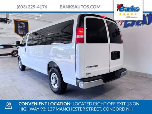 Used 2025 Chevrolet Express 3500 LT w/ LT Preferred Equipment Group RWD image 5