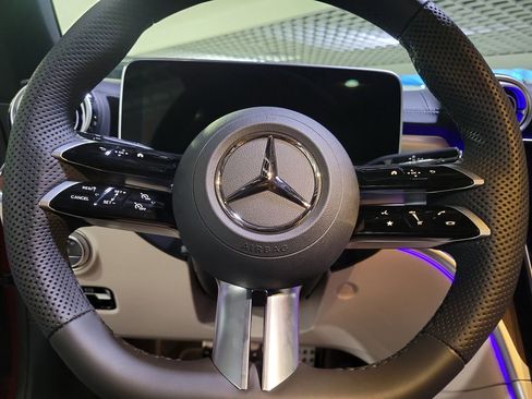 New 2026 Mercedes-Benz CLE 300 4MATIC Coupe image 25