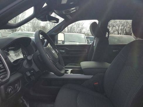 New 2026 RAM 2500 Big Horn AWD/4WD image 18