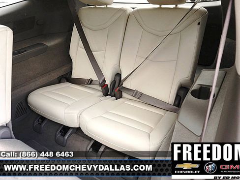 Certified 2023 Cadillac XT6 Premium Luxury image 12