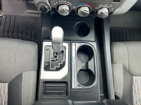 Used 2017 Toyota Tundra SR5 AWD/4WD image 20