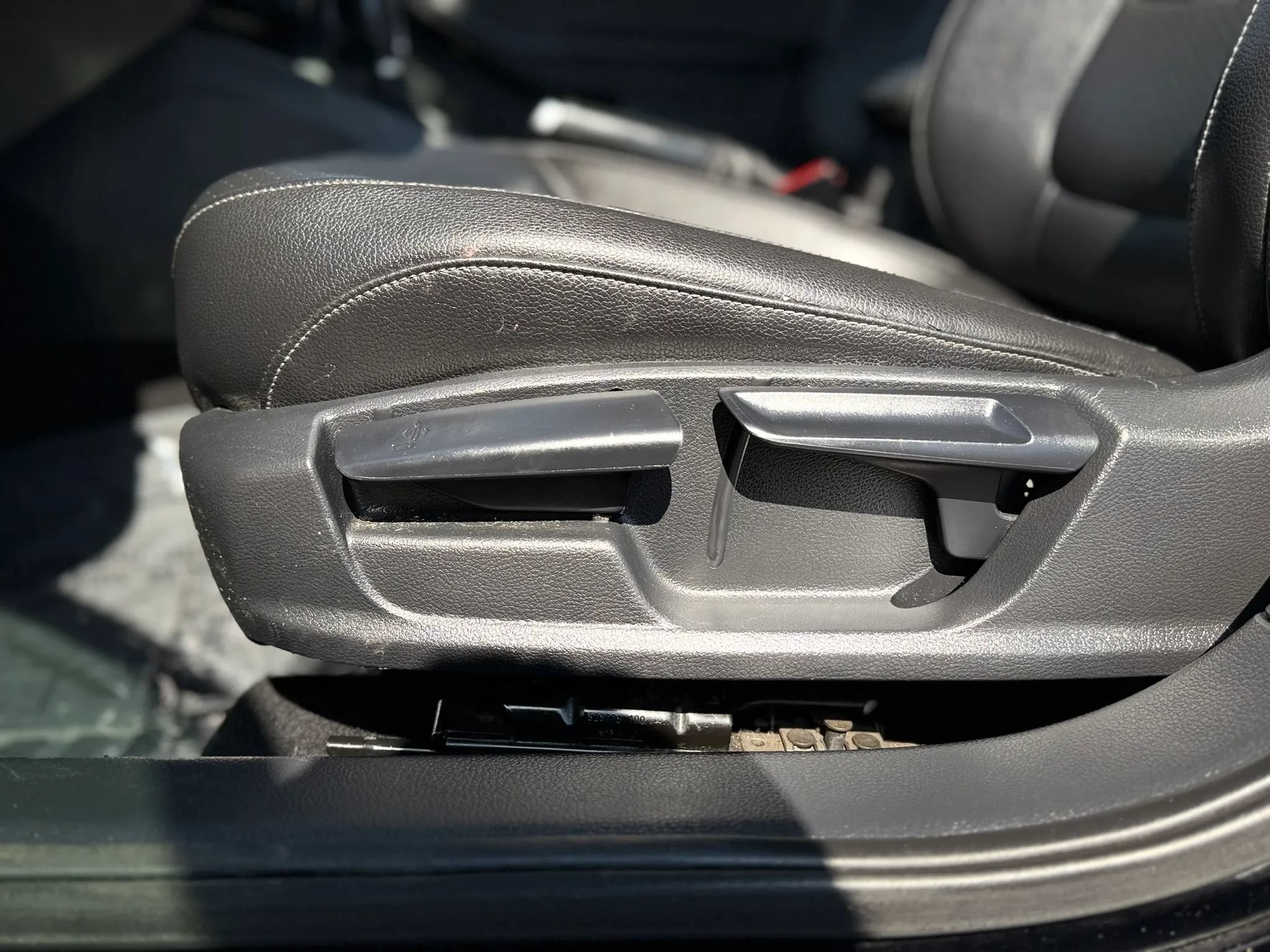 Used 2018 Volkswagen Jetta Wolfsburg Edition FWD image 24