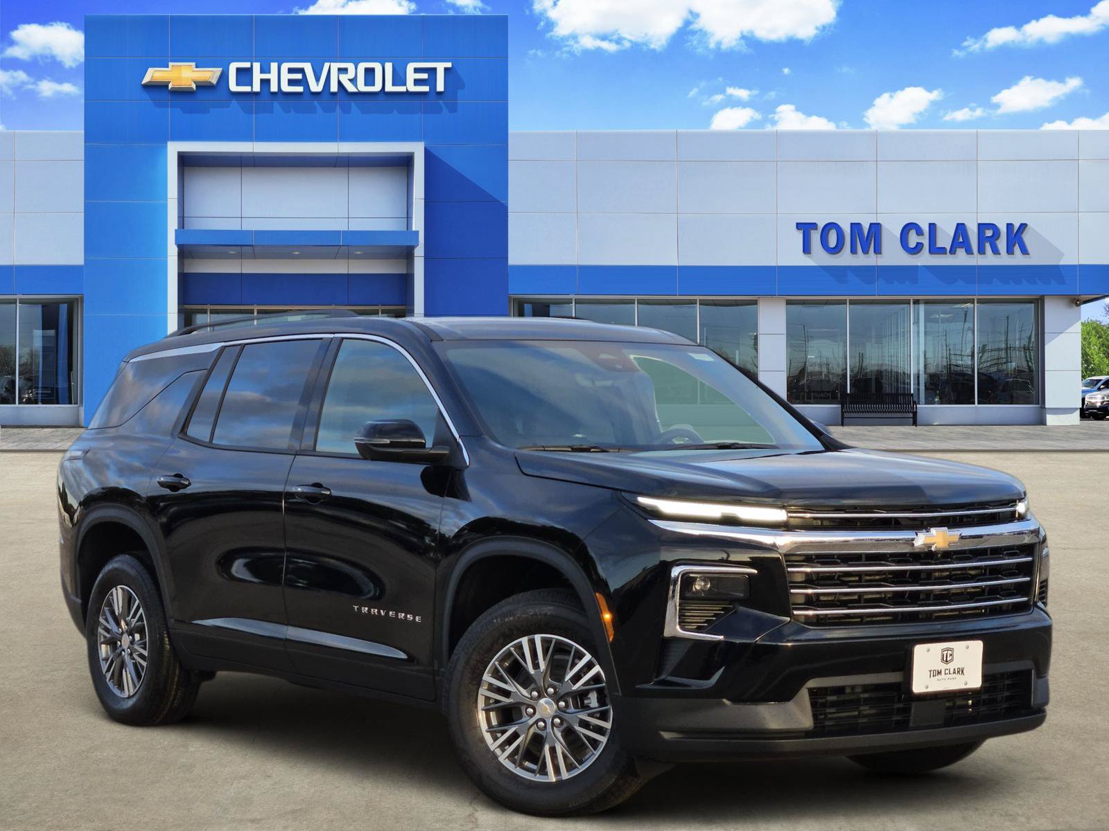 New 2027 Chevrolet Traverse LT w/ Driver Confidence Package FWD image 1