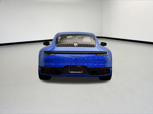 Used 2024 Porsche 911 Carrera T image 6