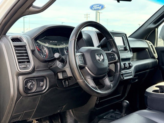 Used 2024 RAM 3500 Tradesman w/ Chrome Appearance Group AWD/4WD image 21