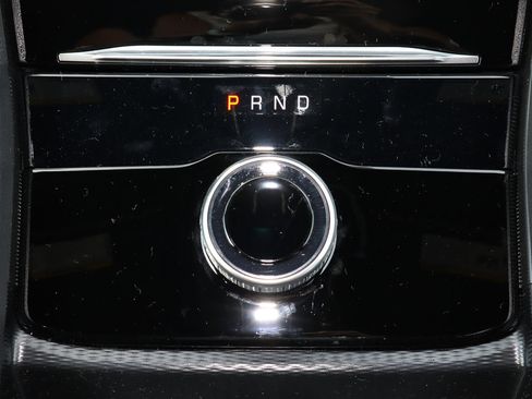 New 2025 Jeep Grand Cherokee Laredo w/ Luxury Tech Group I image 18