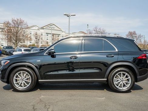 Used 2025 Mercedes-Benz GLE 450e 4MATIC image 4