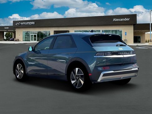 New 2026 Hyundai Ioniq 5 SE image 5