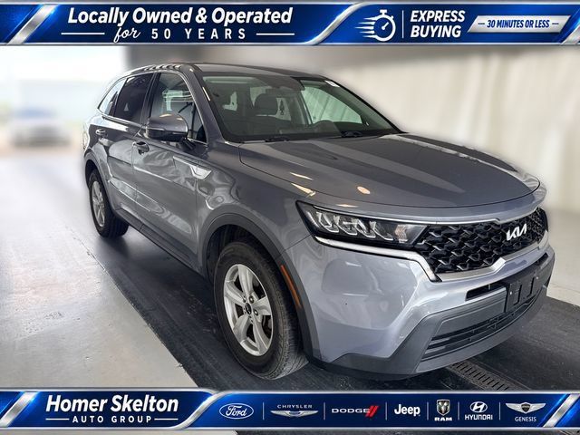 Used 2022 Kia Sorento LX FWD image 1