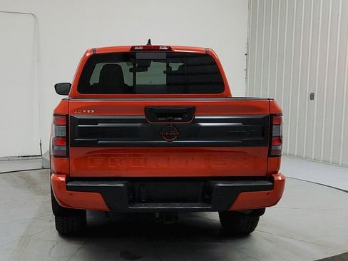 Used 2025 Nissan Frontier Pro-X RWD image 6