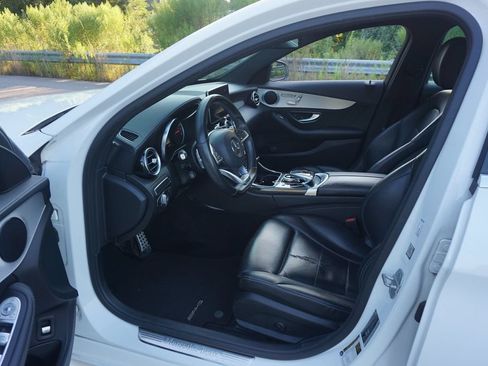 Used 2016 Mercedes-Benz C 300 Sedan image 2