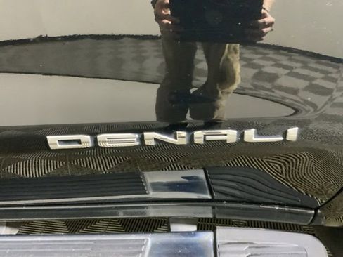 Used 2022 GMC Sierra 1500 Denali AWD/4WD image 13
