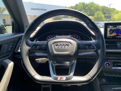 Used 2019 Audi SQ5 Premium Plus w/ Premium Plus Package AWD/4WD image 18