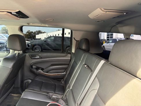 Used 2019 Chevrolet Suburban LT AWD/4WD image 7