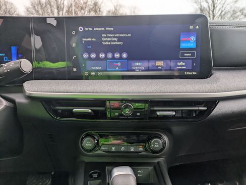 New 2026 Nissan Kicks SV image 14