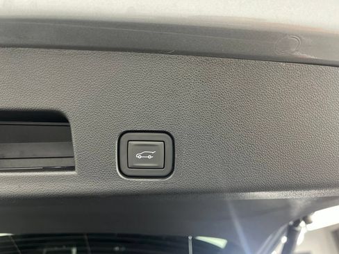 Certified 2026 GMC Acadia Denali Ultimate w/ LPO, Floor Liner Package FWD image 11