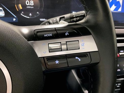 Used 2025 Hyundai Santa Cruz Limited image 19