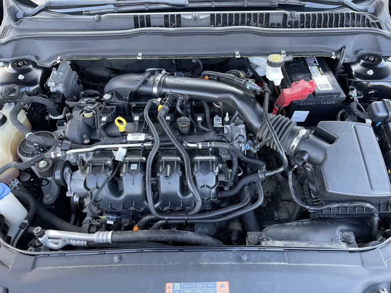 Used 2019 Ford Fusion SE AWD/4WD image 32