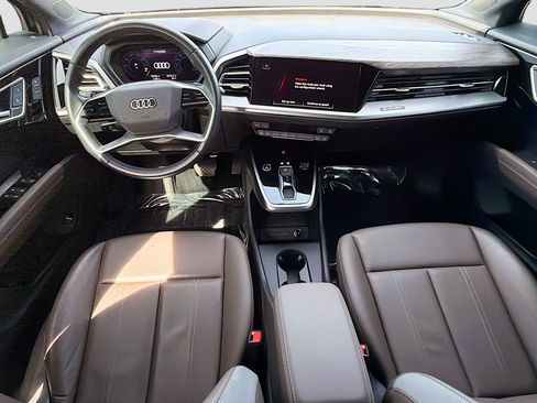 Used 2024 Audi Q4 e-tron Premium image 15