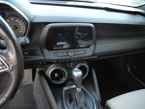 Used 2019 Chevrolet Camaro SS image 10