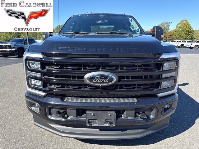 Used 2024 Ford F250 XLT w/ Black Appearance Package AWD/4WD image 3