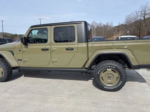 New 2026 Jeep Gladiator Willys image 8