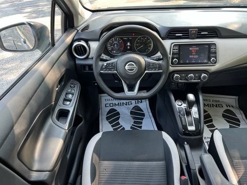 Used 2020 Nissan Versa SV FWD image 30