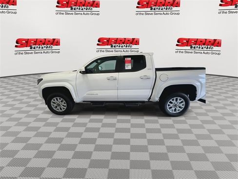 Used 2024 Toyota Tacoma SR5 image 6