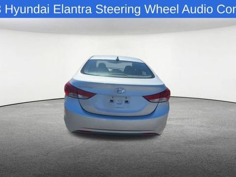 Used 2013 Hyundai Elantra GLS w/ Preferred Pkg FWD image 8