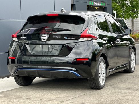 Used 2022 Nissan Leaf S FWD image 3