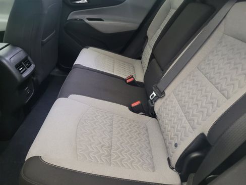 Used 2023 Chevrolet Equinox LT FWD image 18