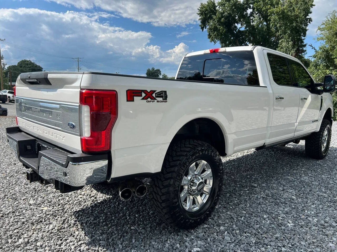 Used 2019 Ford F350 Platinum w/ Platinum Ultimate Package AWD/4WD image 7