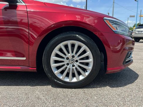 Used 2017 Volkswagen Passat 1.8T SE FWD image 25