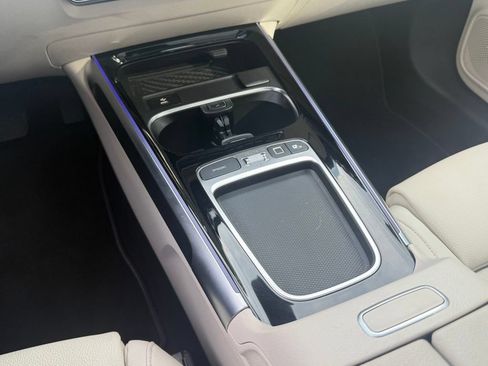 Used 2026 Mercedes-Benz GLB 250 4MATIC image 30