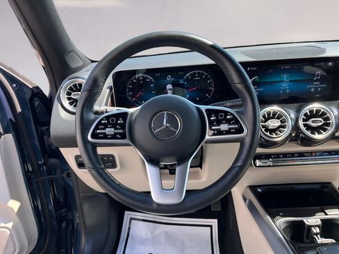 Certified 2021 Mercedes-Benz GLB 250 4MATIC image 12