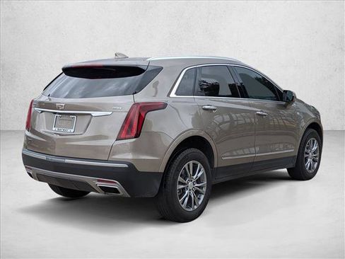 Used 2023 Cadillac XT5 Premium Luxury image 3