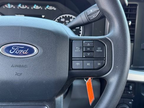 Used 2025 Ford F350 XLT AWD/4WD image 27