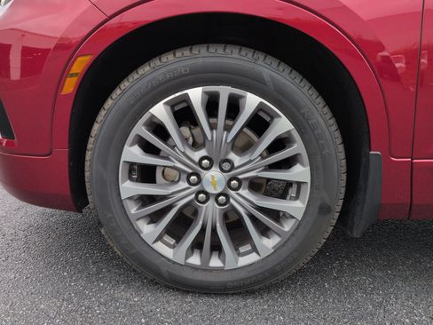 Certified 2020 Chevrolet Blazer Premier w/ Driver Confidence II Package AWD/4WD image 33