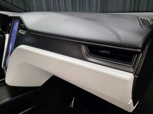 Used 2018 Tesla Model X 100D AWD/4WD image 43
