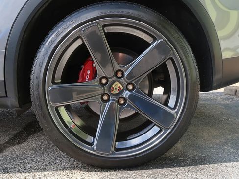 Used 2011 Porsche Cayenne S AWD/4WD image 55