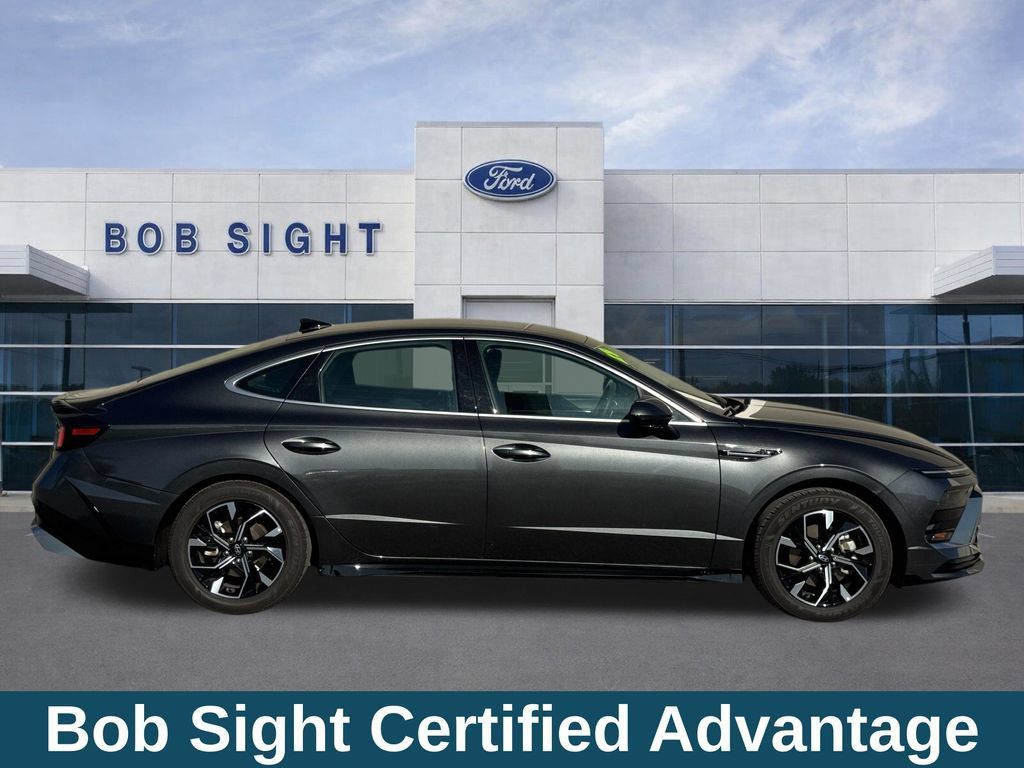 Used 2025 Hyundai Sonata SEL FWD image 4