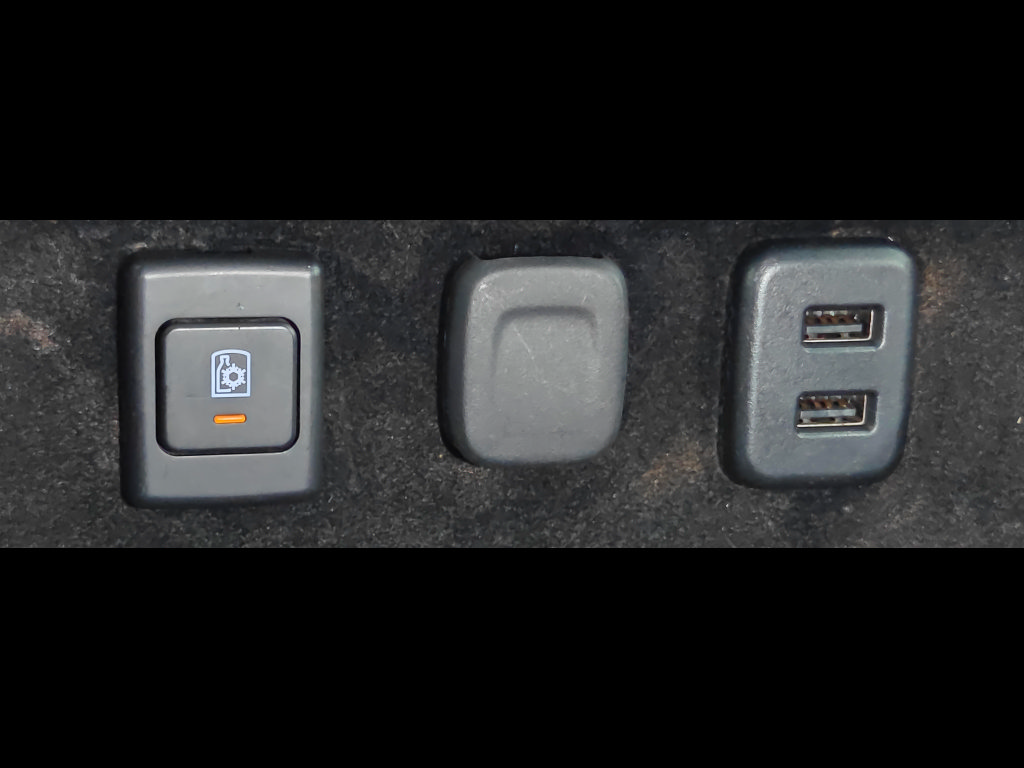Used 2018 Cadillac Escalade Platinum AWD/4WD image 61